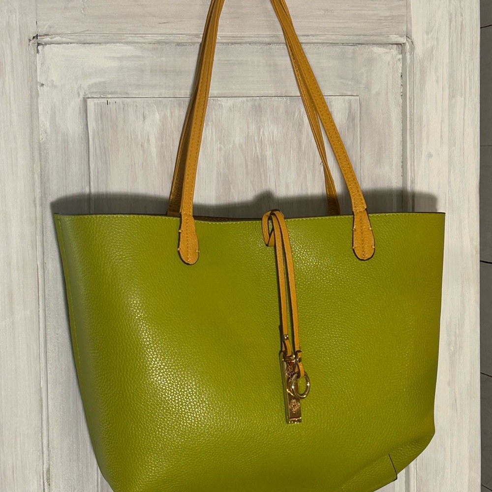 Reversible Chic Lime Green Tote Bag with Tan Accents + Small Interior Bag Strap